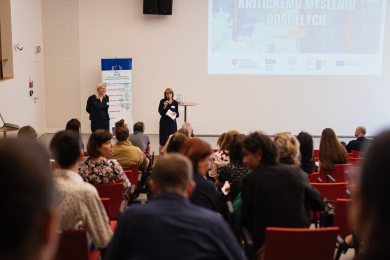 Kritické myslenie a vzdelávanie dospelých v dobe dezinformácií