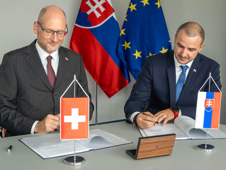 Podpis Dohody o podpornom opatrení „Odborné vzdelávanie a príprava“